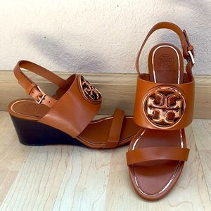 Tory Burch Miller metal logo wedge 7M